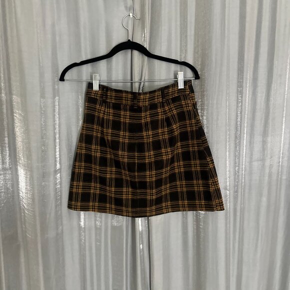high waisted A-line brown and black tartan mini skirt - Picture 4 of 6